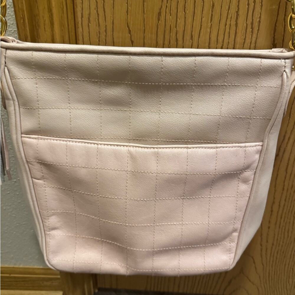 TONI Chic Quilted Crossbody Bag in Soft Pink